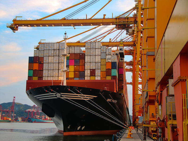 Drewry aumenta 4% el flete de contenedores al concluir octubre